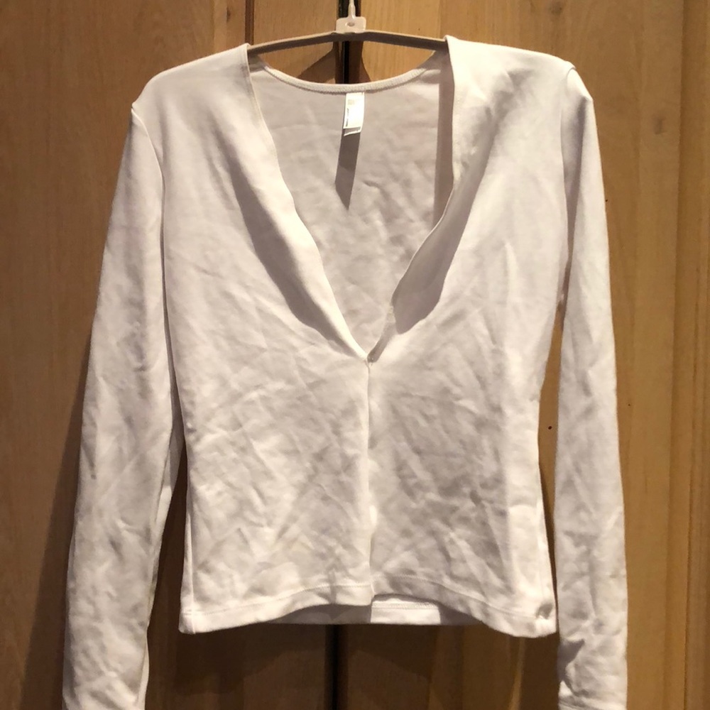 White low cut top!